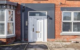 Riverside Studio With Jacuzzi!